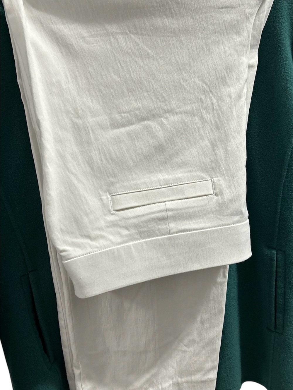 JM Collection Whiteout Stretch Pull On Crop Pants